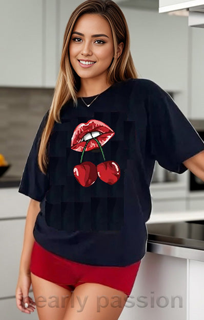 Lip Cherry Print T-Shirt Black