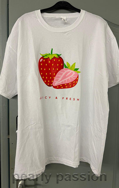 Strawberry Print T-Shirt Black